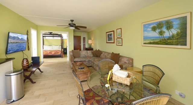 Hale Ono Loa #216 1 Bedroom 1 Bathroom Condo by Redawning