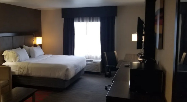 Люкс c 1 комнатой Holiday Inn Express Hotel & Suites Columbus-Groveport by IHG