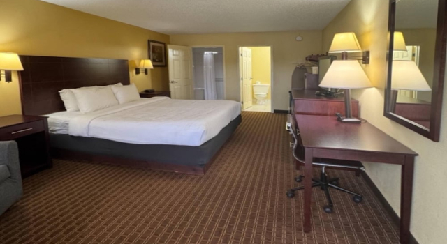 Двухместный номер Standard с видом на бассейн Quality Inn Franklin South