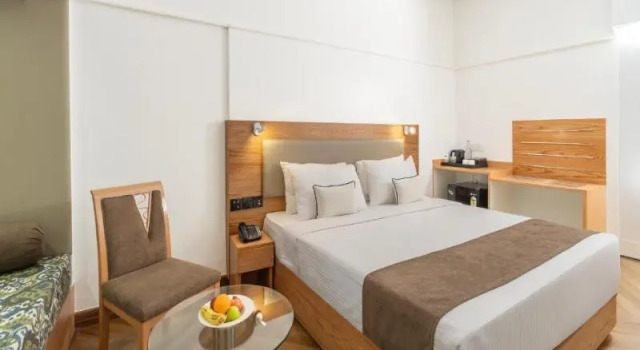 Одноместный номер Superior с балконом Hotel Kohinoor Continental, Airport