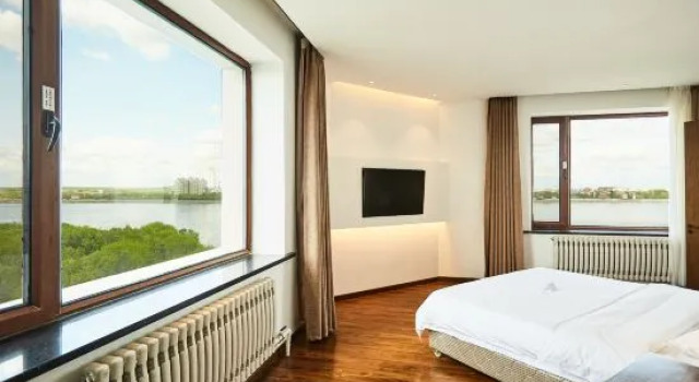 Люкс Superior Wangjiang Select Hotel (Heihe Heilongjiang Riverside)
