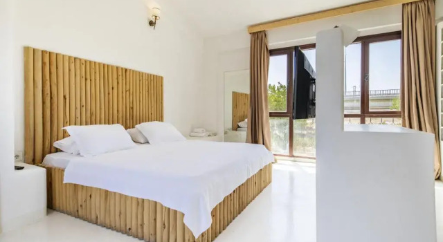 777 Alaçatı (+16 Adult Only)