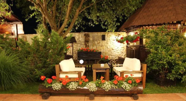 Pensiunea Rixos, Rezerwuj Hotel Hotele biznesowe w Dolj, 4* 5*