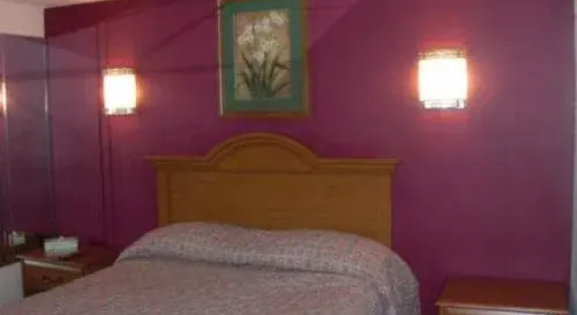 Relax Inn North Babylon, Varaa Hotelli North Babylon Long Island