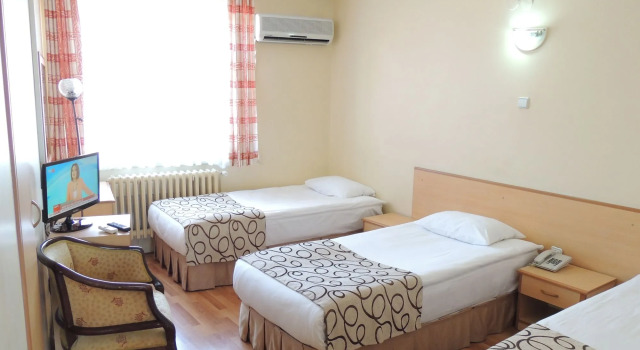 Acikgoz Hotel, Varaa Hotelli Hotellit Marmara-alue pysäköinnillä, Pysäköinti