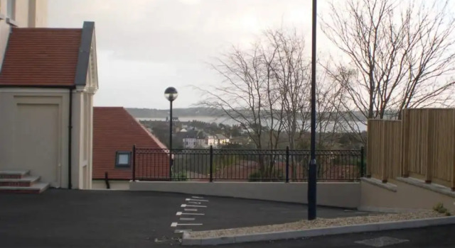 Bryn Y Mor 18