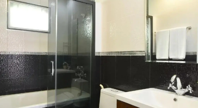 Westo INN Sriracha, Забронировать Отель Сирача провинция Чонбури