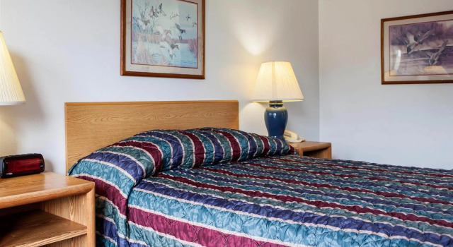 Econo Lodge, Varaa Hotelli West Branch Iowa
