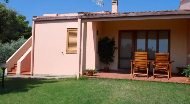 Villetta Indipendente Sardegna, Забронировать Отель Отели Виллапутцу с парковкой, Парковка