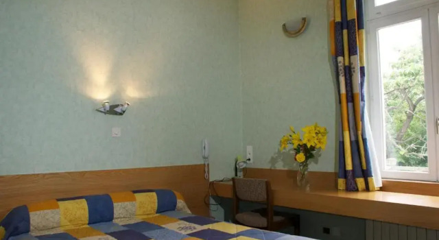 Двухместный номер Standard Hôtel le Lyon Bron