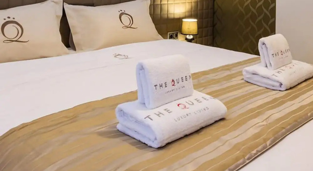 Апартаменты Premium The Queen Luxury Apartments - Villa Vinicia