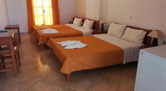 Четырёхместный номер Standard Paradise Hotel