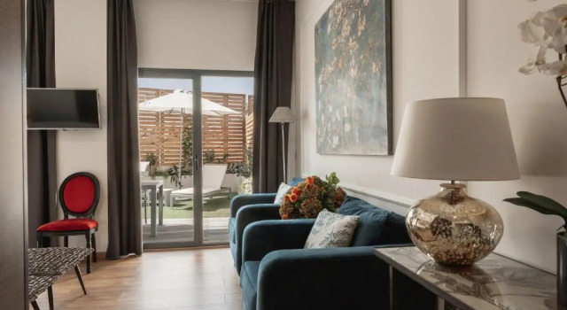Двухместный номер Deluxe Sevilla Green Suites