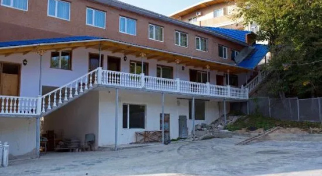 Hotel Gelati Paradiso, Reservar Hotel Gelati Tqibuli Municipality