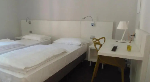 Номер Standard с балконом Albergo Dongo