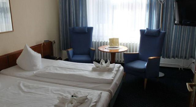 Kurhotel Sanddorn, Забронировать Отель Отели Ростока 3 звезды, рядом с Парк Варнемюнде-Кур, 3*