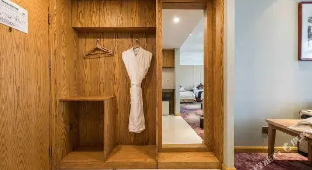 Люкс Deluxe Yong Cun Hotel (Xi'an Bell Tower)