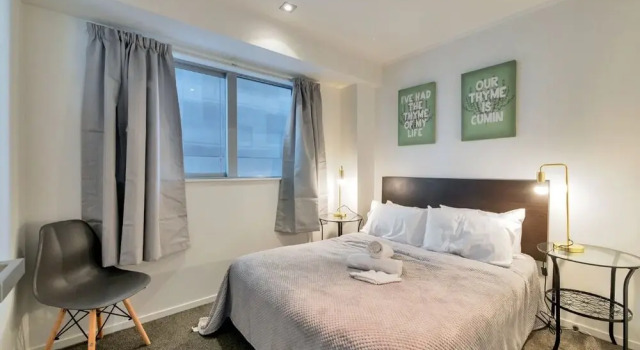 JHT - 2 BRM Apartment, Queen St, Netflix TV, Rezerwuj Apartament Auckland 