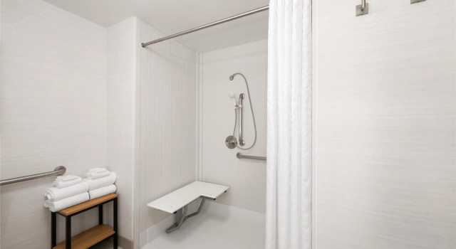 Номер Standard Hampton Inn & Suites Oakland Airport-Alameda