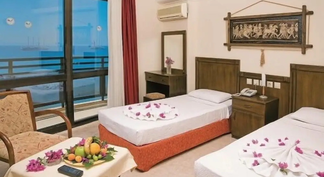 Двухместный номер Standard с балконом Orion Beach Hotel