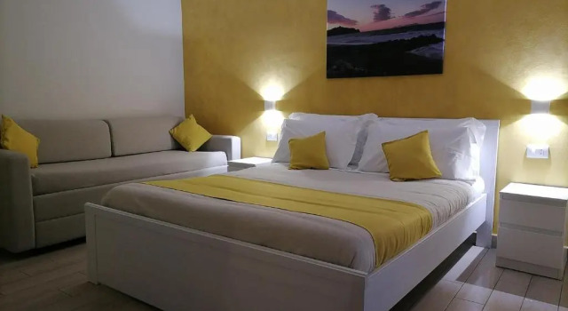 B&B La Casa Du Barone, Varaa Bed and Breakfast Falcone 