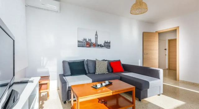 A&N Río de la Plata, Забронировать Отель Bailen-Miraflores Малага, рядом с Музей Кармен Тиссен