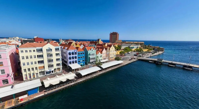 Коттедж Historic Heartbeat 2BR Townhouse in Central Bliss