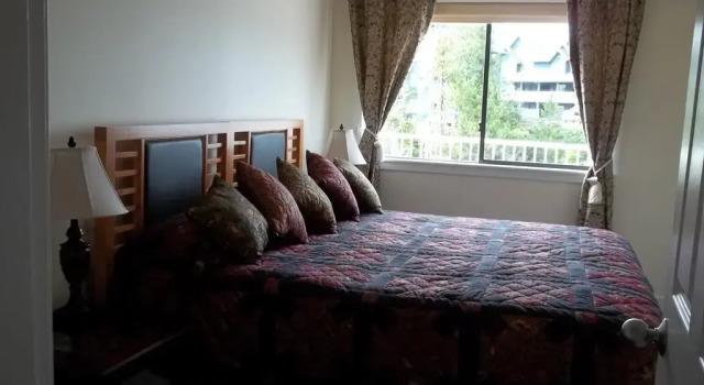 Bayshore Waterfront Inn, Забронировать Отель Отели Уклуэлет 3 звезды, рядом с Huu-Mees-Ma-As Native Art Gallery, 3*