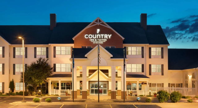 Country Inn & Suites by Radisson, Appleton North, WI, Брондау Қонақ үй Appleton Висконсин
