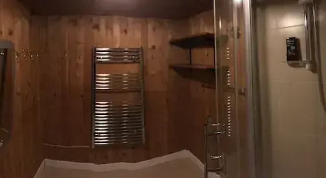 Economical 2BR Small Furnished Annex-high Wycombe, Забронировать Дом для отпуска Хай-Уиком 