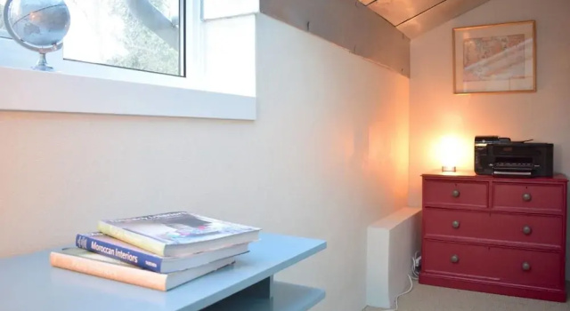 Chic 2 Bedroom Garden House in Dalston, Забронировать Дом для отпуска Коттеджи Большого Лондона, Коттедж