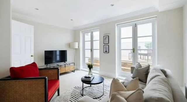 The South Kensington Wonder - Trendy 3bdr House With Garden