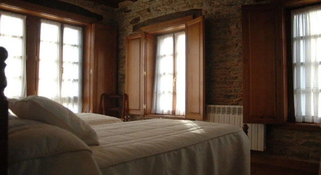 El Capricho de Josana, Prenota Hotel Vega de Valcarce 