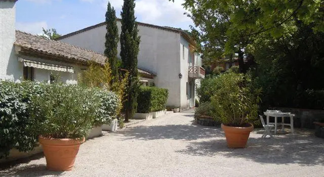 Clos de Mimosas