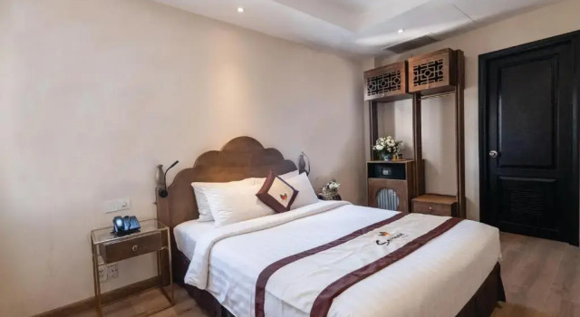 Номер Deluxe Sanouva Saigon Hotel