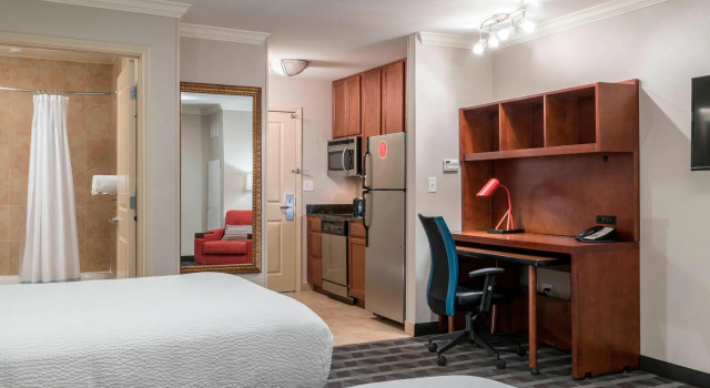 Четырёхместная студия TownePlace Suites Fort Worth Downtown