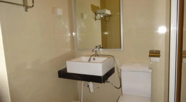 Двухместный номер Standard Hotel DNew 1 KK Sabah