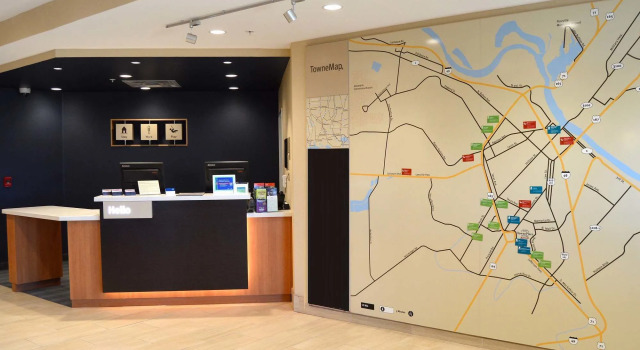 TownePlace Suites by Marriott Alexandria, Забронировать Отель Отели Александрии с бассейном, рядом с CHRISTUS St. Frances Cabrini Hospital, Бассейн
