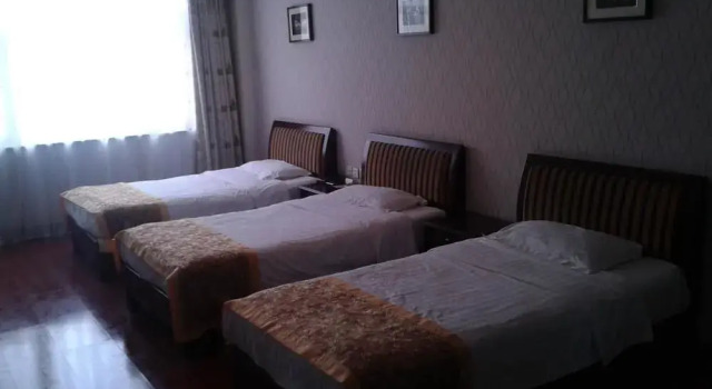 Jiaotong Hotel, Забронировать Отель Яньтай Yantai Region