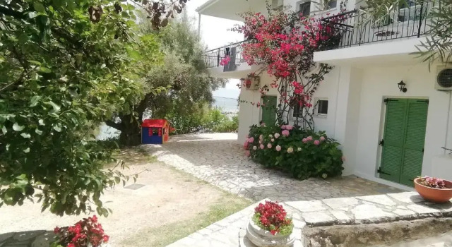Апартаменты Villa Galanos