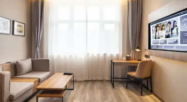 Семейный люкс Homeinn Plus Hotel (Fushun Petrochemical University)