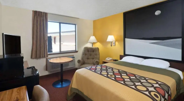 Номер Standard Super 8 by Wyndham Alamogordo - White Sands