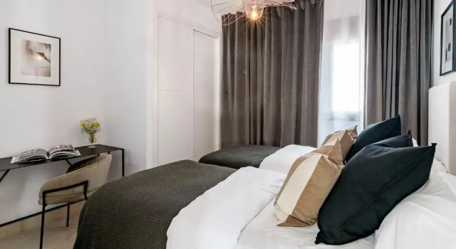 Апартаменты Dja- Modern 2 Bedroom Apartment Close to Beach