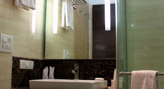 Номер Deluxe Stately Suites MG Road