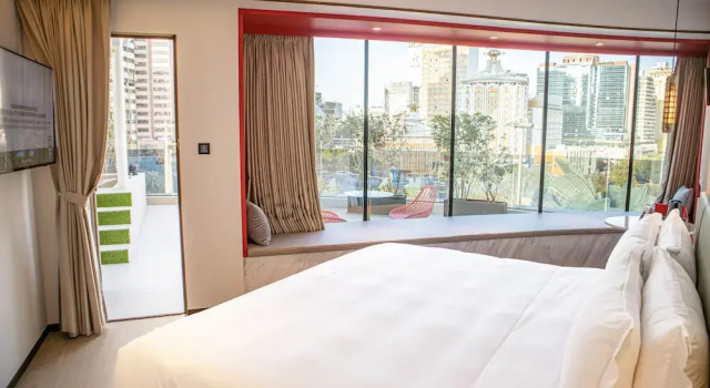 Suite Yoho Resorts World Hotel