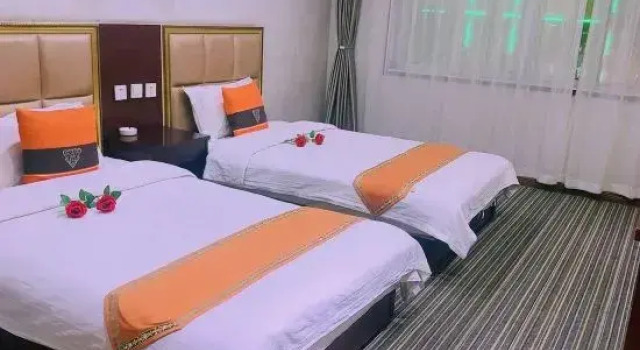 Номер Economy Lixian Huayuan Express Hotel