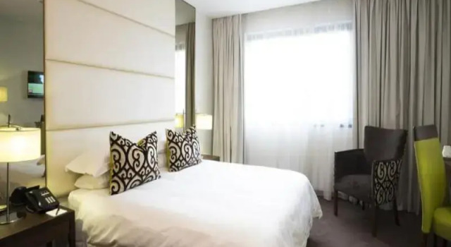 Двухместный люкс Fiesta Residences Boutique Hotel and Serviced Apartments