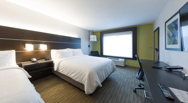 Четырёхместный номер Standard Holiday Inn Express & Suites Hood River by IHG