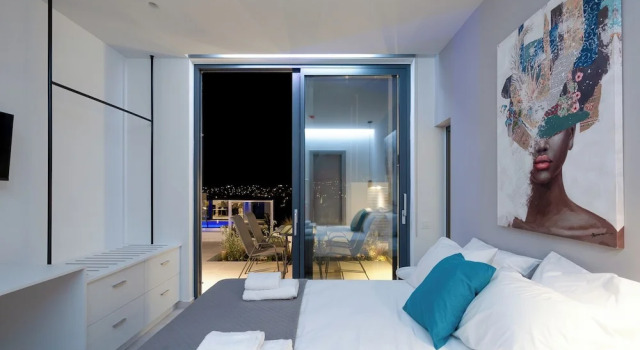White Cliff Luxury Suites, Забронировать Гостевой дом Отели Маркопоуло - Месогаиа с парковкой, Парковка