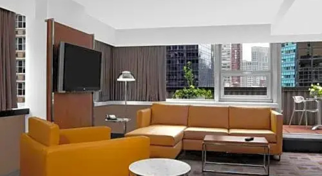 Люкс Отель DoubleTree by Hilton Metropolitan - New York City